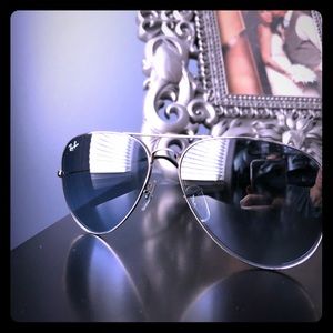 Ray Ban blue/silver aviators 58mm